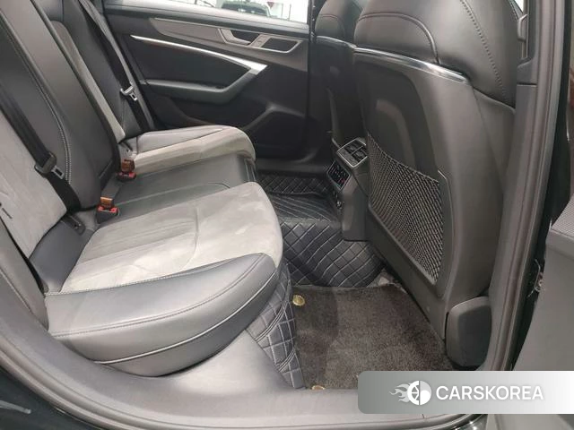 Audi A6L id 4274177 из Китая 17