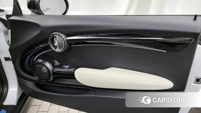 Mini Cooper S id 4316133 из Кореи 17