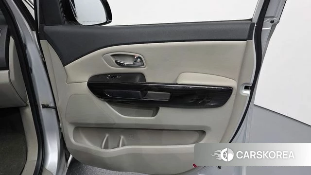 Kia The New Carnival id 4496687 из Кореи 17
