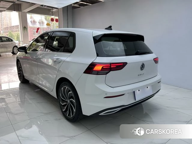 Volkswagen Golf id 4278106 из Китая 17