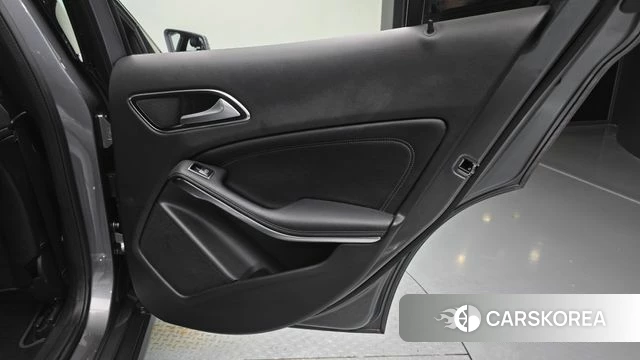 Mercedes-Benz GLA-Class X156 id 4520747 из Кореи 17