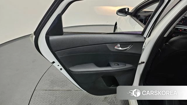 Kia Come New K3 id 4385060 из Кореи 17