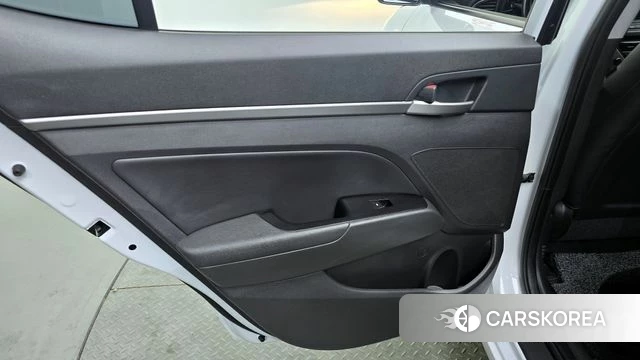 Hyundai Avante AD id 4295156 из Кореи 17
