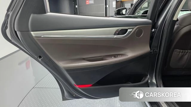 Hyundai The New Grandeur IG Hybrid id 4245589 из Кореи 17