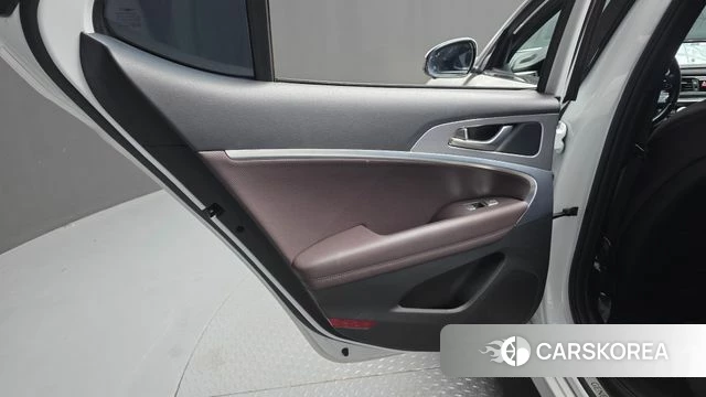 Genesis The New G70 id 4202738 из Кореи 17