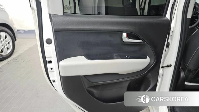 Kia The New Kia Ray id 4494499 из Кореи 17