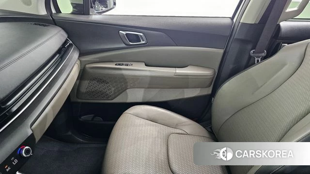 Kia The New Carnival 4th Generation id 4302400 из Кореи 17