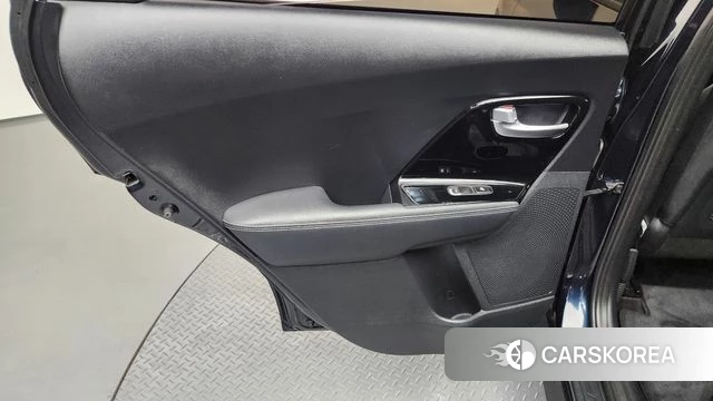 Kia The New Niro id 4324056 из Кореи 17
