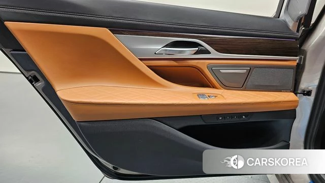 BMW 7 Series (G11) id 4647142 из Кореи 17