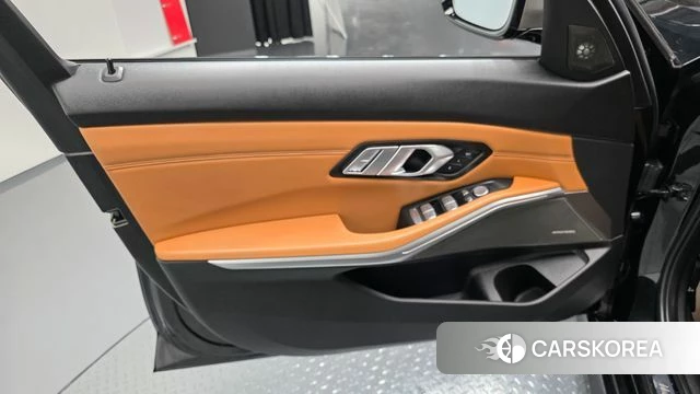 BMW 3 Series (G20) id 4195348 из Кореи 17