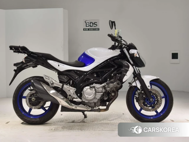 Проданный Suzuki GLADIUS 400 2016 из Японии, фото 2