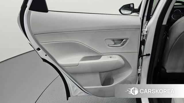 Hyundai Kona (SX2) id 4549105 из Кореи 17