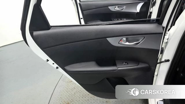 Kia The New K3 2nd generation id 4893812 из Кореи 17