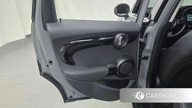 Mini Cooper id 4942997 из Кореи 17