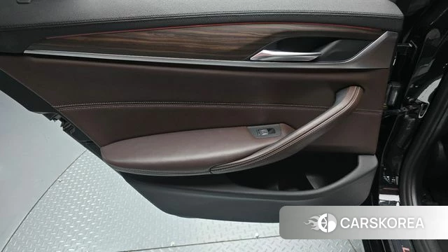 BMW 5 Series (G30) id 4551525 из Кореи 17