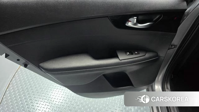 Kia The New K3 2nd generation id 4623319 из Кореи 17