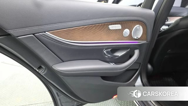 Mercedes-Benz E-Class W213 id 4502506 из Кореи 17