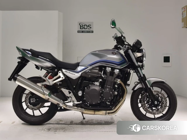 Проданный Honda CB1300SF 2023 из Японии