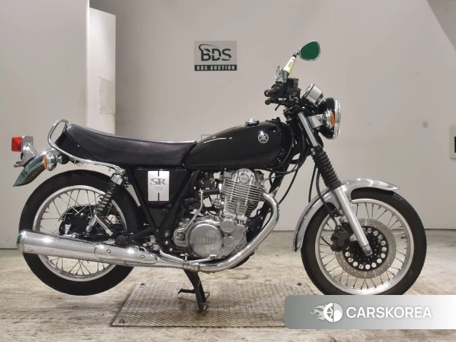 Проданный Yamaha SR400 2019 из Японии, фото 2