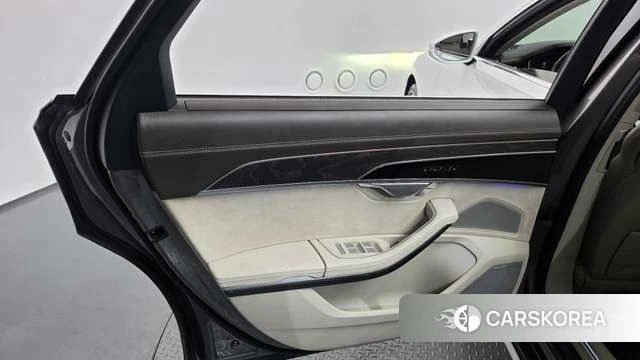 Audi A8 (D5) id 4672579 из Кореи 17