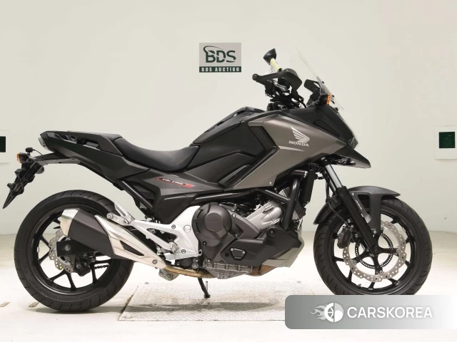 Проданный Honda NC750X LD DCT 2019 из Японии