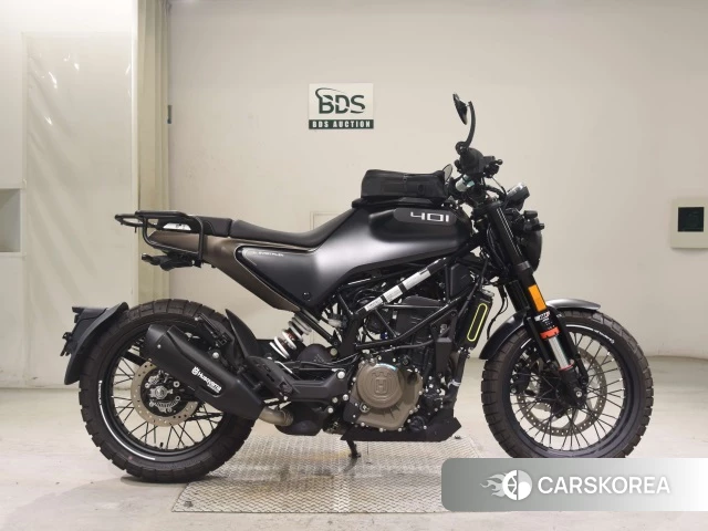 Проданный Husqvarna SVARTPILEN 401 2022 из Японии