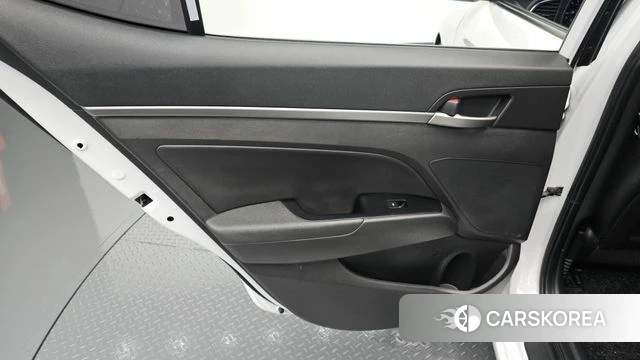 Hyundai Avante AD id 4345781 из Кореи 17