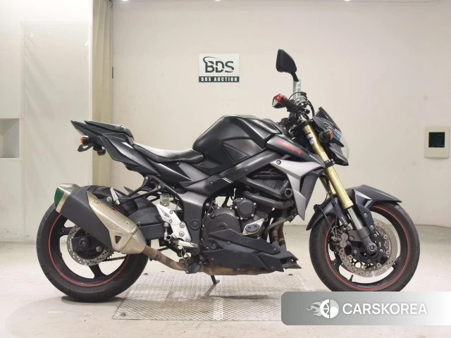 Проданный Suzuki GSR750 ABS 2013 из Японии