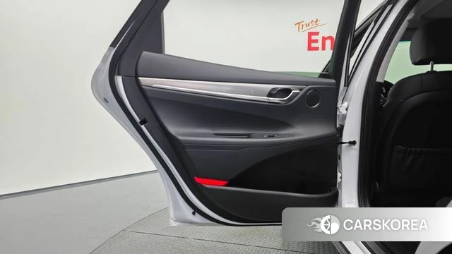 Hyundai The New Grandeur IG Hybrid id 4726456 из Кореи 17