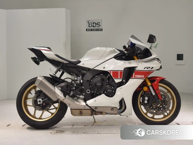 Проданный Yamaha YZF-R1 2022 из Японии