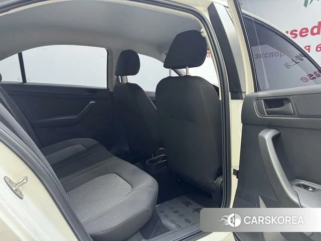 Volkswagen Santana id 4240556 из Китая 17