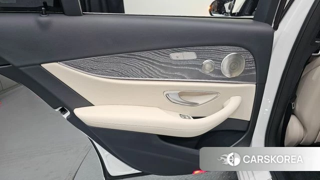 Mercedes-Benz E-Class W213 id 4603513 из Кореи 17