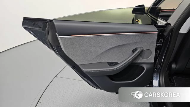 Tesla Model 3 id 4622983 из Кореи 17