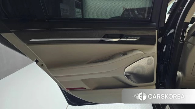 Genesis G90 id 4470388 из Кореи 17