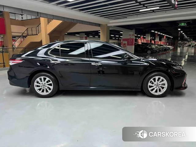 Toyota Camry id 4261116 из Китая 17