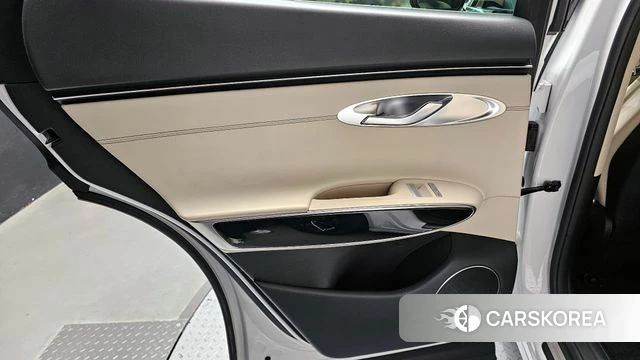 Genesis GV70 id 4396764 из Кореи 17