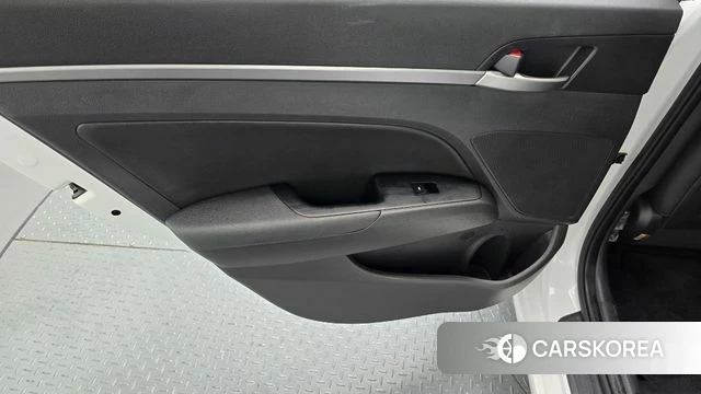 Hyundai Avante AD id 4722564 из Кореи 17