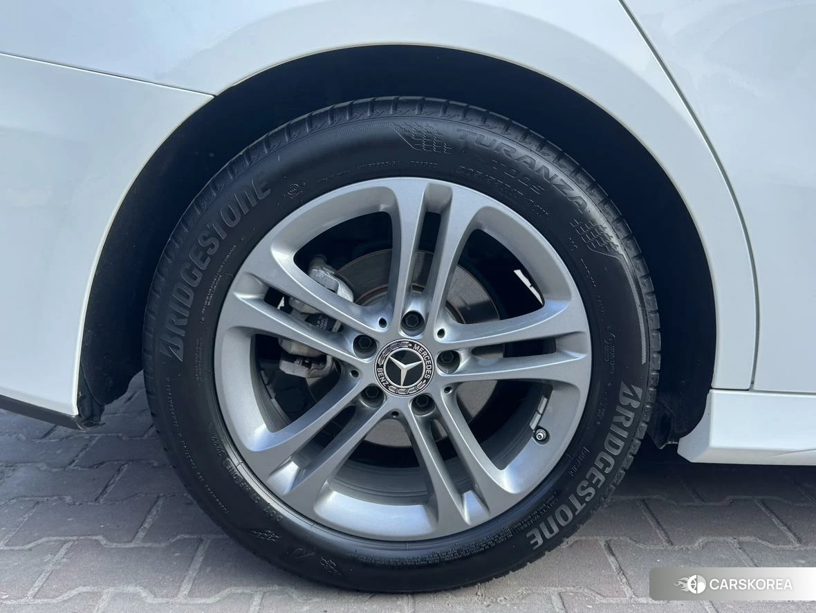 Mercedes-Benz A-Class id 4453925 из Китая 17