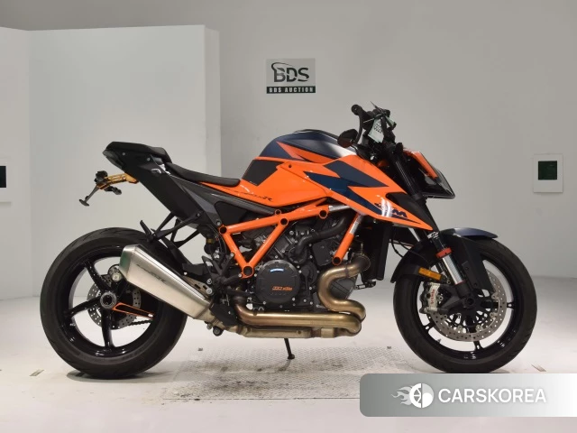 Проданный KTM 1290 SUPER DUKE R 2021 из Японии, фото 2