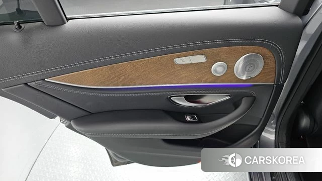 Mercedes-Benz E-Class W213 id 4708140 из Кореи 17