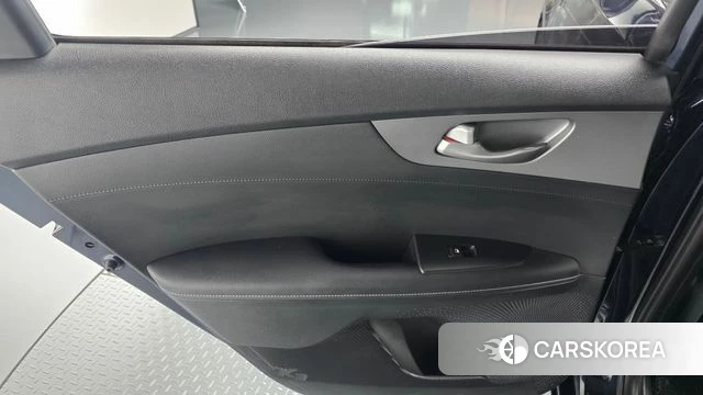 Kia Come New K3 id 4677508 из Кореи 17