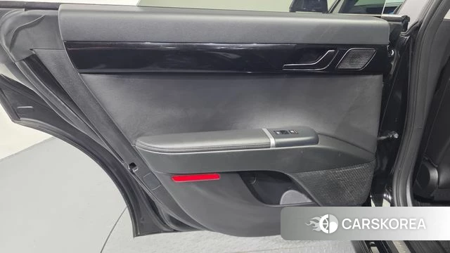 Hyundai Grandeur Hybrid (GN7) id 4408492 из Кореи 17