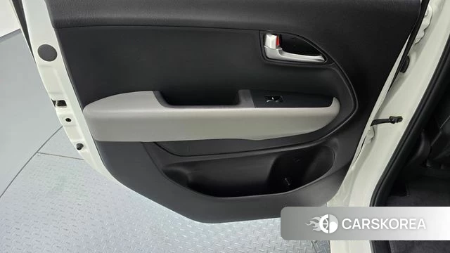 Kia The New Kia Ray id 4427770 из Кореи 17