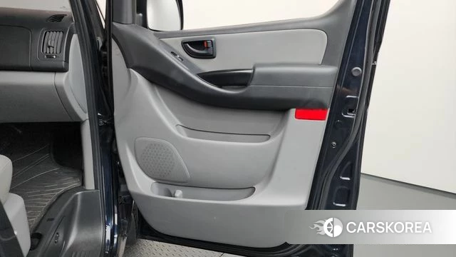 Hyundai The New Grand Starex id 4727225 из Кореи 17