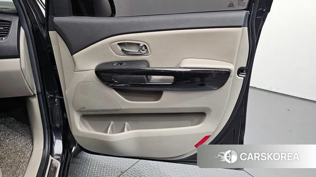 Kia The New Carnival id 4551747 из Кореи 17