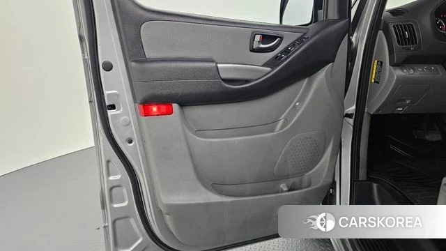 Hyundai The New Grand Starex id 4895529 из Кореи 17