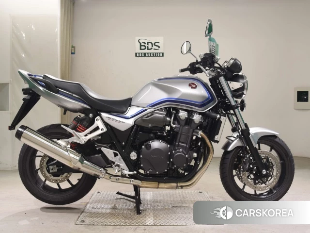 Проданный Honda CB1300SF 2024 из Японии