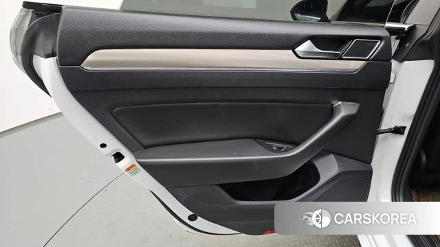 Volkswagen Arteon id 4658017 из Кореи 17