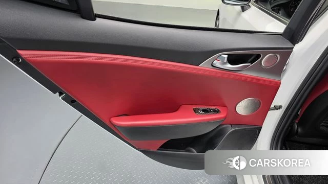 Kia Stinger id 4894954 из Кореи 17