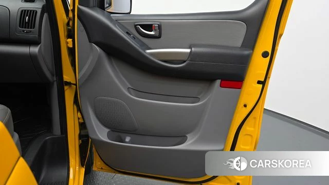 Hyundai The New Grand Starex id 4895603 из Кореи 17